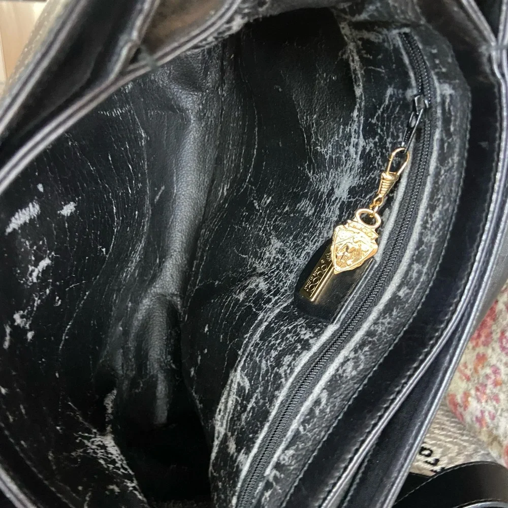 Gucci GG Messenger Bag